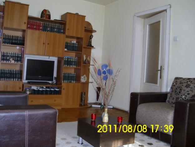 apartament,3 cam semi,cariova,brazda lui novac - Pret | Preturi apartament,3 cam semi,cariova,brazda lui novac