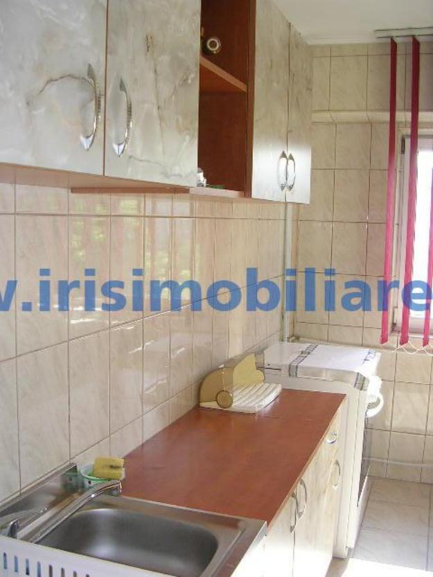 Apartament 3 camere de vanzare in Constanta, zona Faleza Nord - Pret | Preturi Apartament 3 camere de vanzare in Constanta, zona Faleza Nord