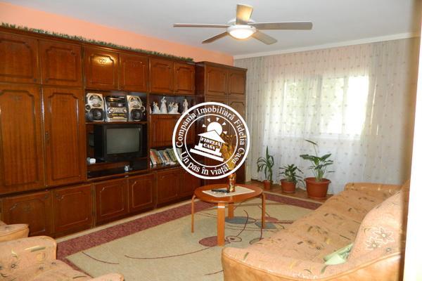 Apartament 3 camere de vanzare Iasi Nicolina - Pret | Preturi Apartament 3 camere de vanzare Iasi Nicolina
