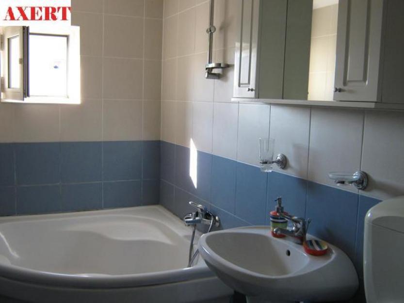Apartament cu 3 camere de inchiriat in zona Decebal - Pret | Preturi Apartament cu 3 camere de inchiriat in zona Decebal