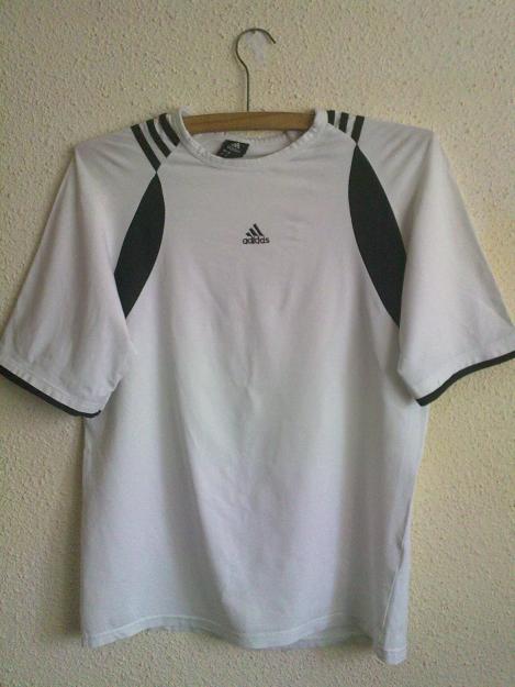 Tricou Adidas nou!!! - Pret | Preturi Tricou Adidas nou!!!