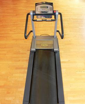 Vand banda de alergat super profesionala TECHNOGYM XT PRO - Pret | Preturi Vand banda de alergat super profesionala TECHNOGYM XT PRO