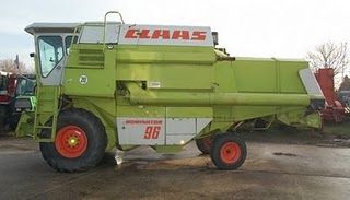 COMBINA CLAAS DOMINATOR 96 secon hand de vanzare combine seceratoare 4.5m 1982 19.900 Euro - Pret | Preturi COMBINA CLAAS DOMINATOR 96 secon hand de vanzare combine seceratoare 4.5m 1982 19.900 Euro