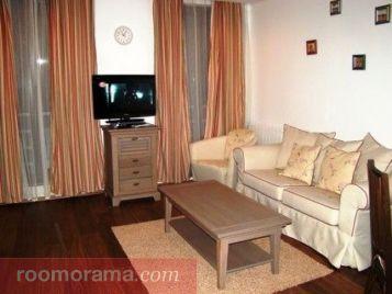 Large & bright 3 room apartment - Pret | Preturi Large & bright 3 room apartment