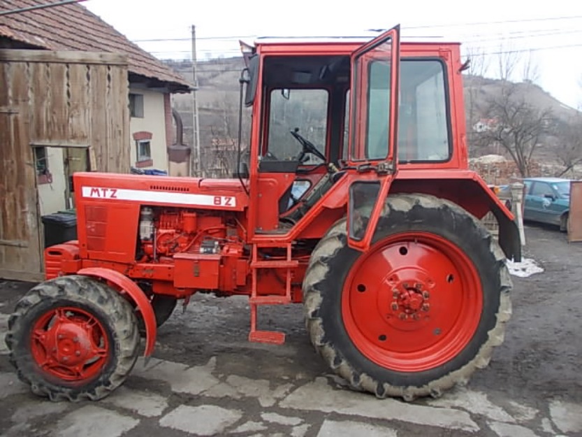 Vand tractor belarus mtz 82 4x4 - Pret | Preturi Vand tractor belarus mtz 82 4x4
