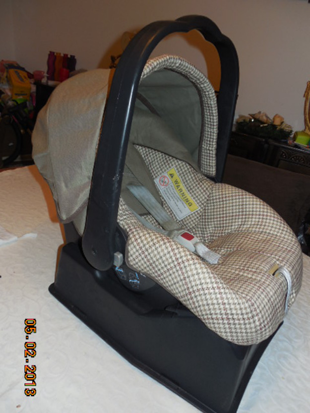 scoica mamas&papas/ peg perego- primo viaggio surefix base, are baza pt fixare- transport - Pret | Preturi scoica mamas&papas/ peg perego- primo viaggio surefix base, are baza pt fixare- transport