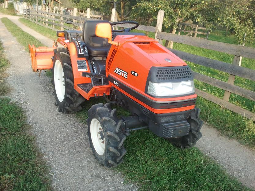 Tractor japonez KUBOTA ASTE A175 Diesel 4x4 impecabil model nou - Pret | Preturi Tractor japonez KUBOTA ASTE A175 Diesel 4x4 impecabil model nou