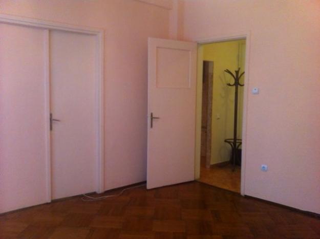 APARTAMENT 2 CAMERE VICTORIEI - Pret | Preturi APARTAMENT 2 CAMERE VICTORIEI