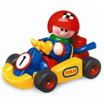 Tolo Toys - Baietel cu Kart First Friends - Pret | Preturi Tolo Toys - Baietel cu Kart First Friends