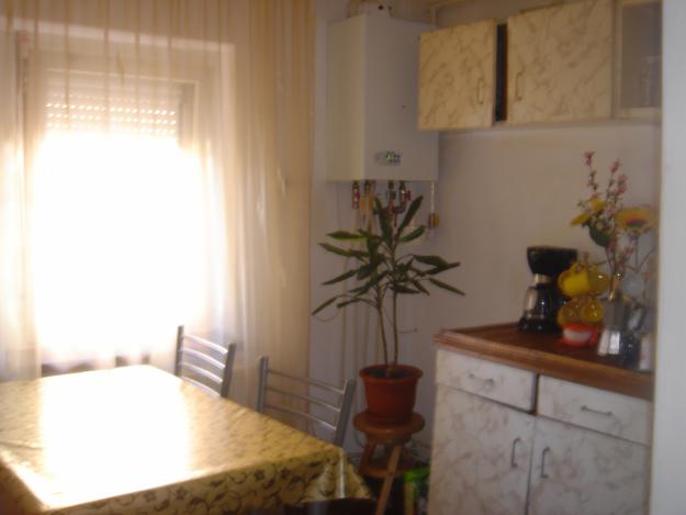 Apartament cu 4 camere zona Dumbrava Nord - Pret | Preturi Apartament cu 4 camere zona Dumbrava Nord