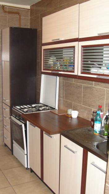 DE VANZARE APARTAMENT 2 CAMERE PIATA RAHOVA - Pret | Preturi DE VANZARE APARTAMENT 2 CAMERE PIATA RAHOVA