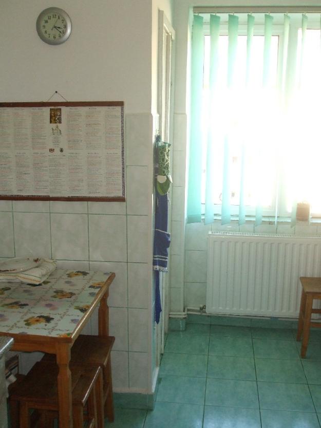 Apartament doua camere 54 mp Sinaia, Izvor - Pret | Preturi Apartament doua camere 54 mp Sinaia, Izvor