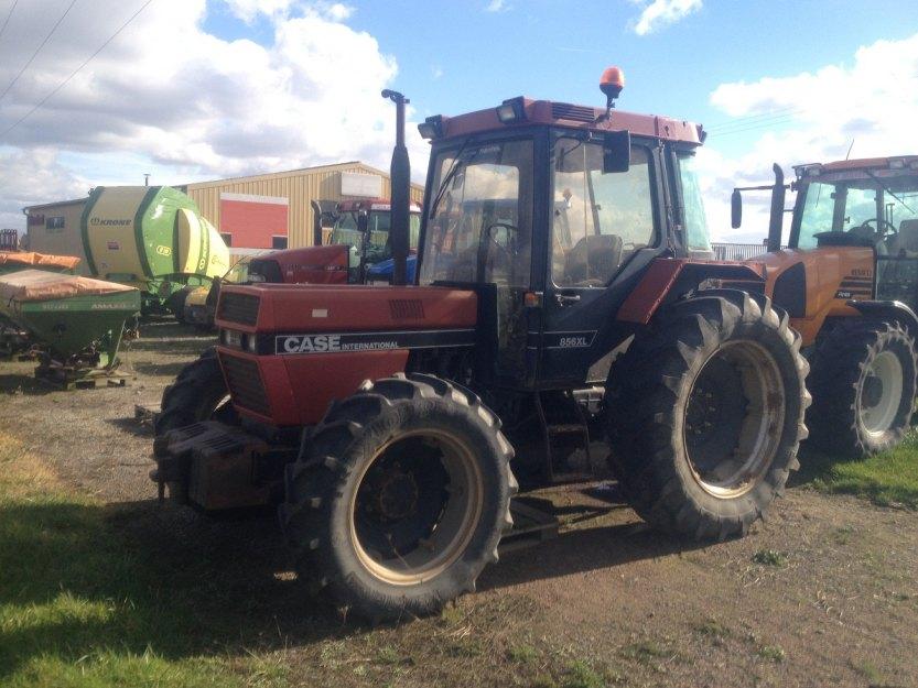 Case IH 856 XL, 85 cai - Pret | Preturi Case IH 856 XL, 85 cai