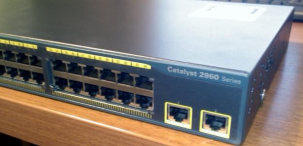 Cisco Catalyst 2960-24TT-L - Pret | Preturi Cisco Catalyst 2960-24TT-L