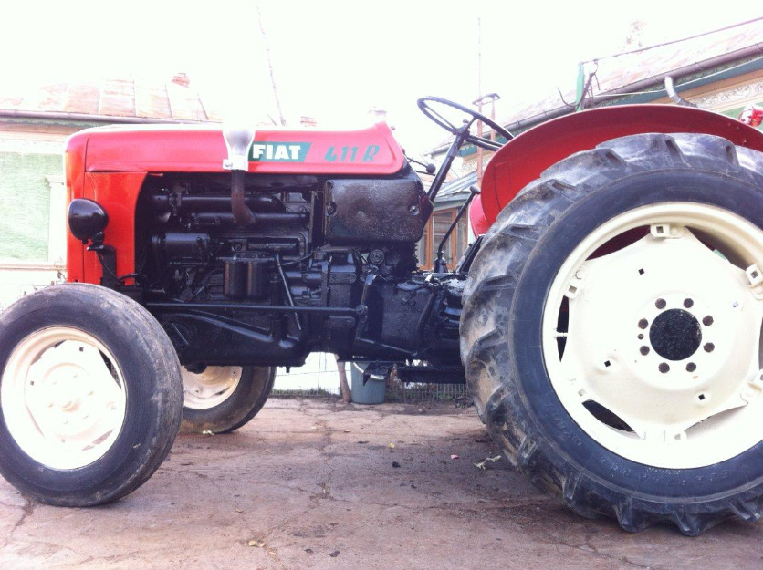 Tractor Fiat 411R in stare foarte buna - Pret | Preturi Tractor Fiat 411R in stare foarte buna