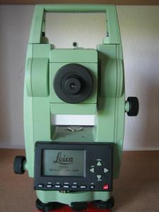 Leica TCR307 –pret pachet complet – 2900 EURO - Pret | Preturi Leica TCR307 –pret pachet complet – 2900 EURO