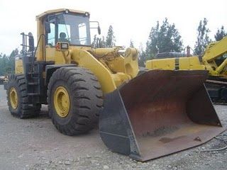 Incarcator frontal Komatsu WA 500-3 2003 10mc 82.000 euro de vanzare second hand - Pret | Preturi Incarcator frontal Komatsu WA 500-3 2003 10mc 82.000 euro de vanzare second hand