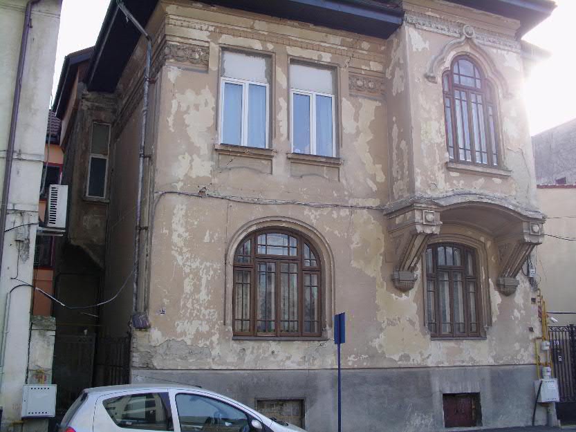 Piata Gemenii, Bd. Dacia, Central, Propietar, Apartament 3 cam in vila, etj 1/ 2, 80 mp, - Pret | Preturi Piata Gemenii, Bd. Dacia, Central, Propietar, Apartament 3 cam in vila, etj 1/ 2, 80 mp,