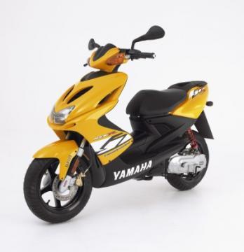 Scuter Yamaha YQ 50 Aerox - Pret | Preturi Scuter Yamaha YQ 50 Aerox