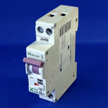 Intrerupator automat 4,5kA 1P+N/1mod curba C 32A PLN4 - Pret | Preturi Intrerupator automat 4,5kA 1P+N/1mod curba C 32A PLN4