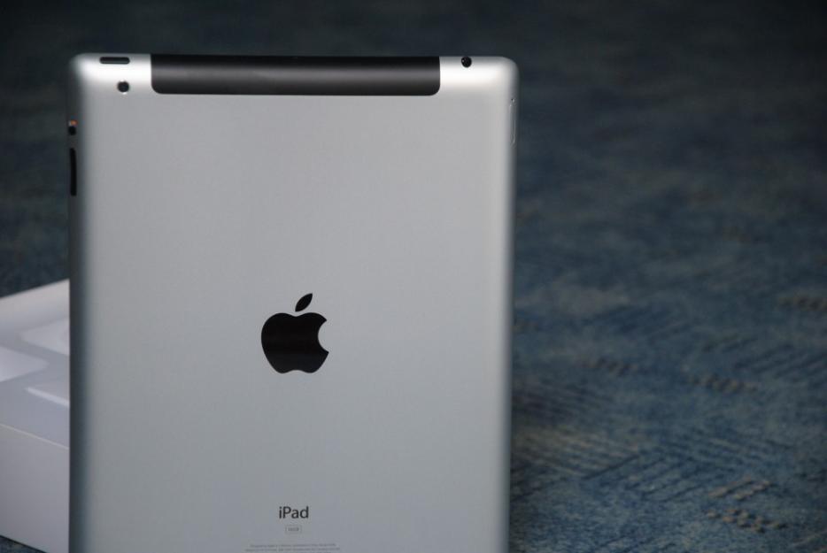iPad 3 ,+4g in garantie ! - Pret | Preturi iPad 3 ,+4g in garantie !
