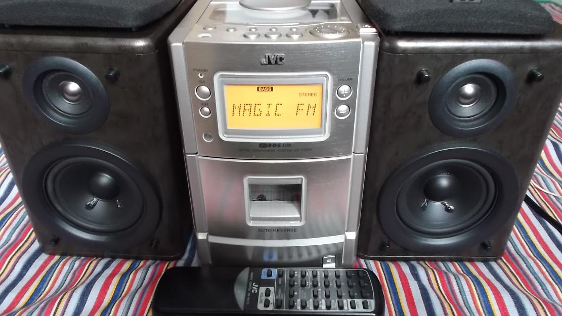 JVC UX-T350R combina audio muzicala cu telecomanda - Pret | Preturi JVC UX-T350R combina audio muzicala cu telecomanda
