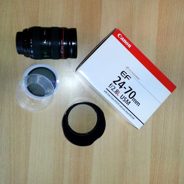 Obiectiv Canon EF 24-70 f/2.8L I + Filtru polarizare Hoya HD Slim - Pret | Preturi Obiectiv Canon EF 24-70 f/2.8L I + Filtru polarizare Hoya HD Slim