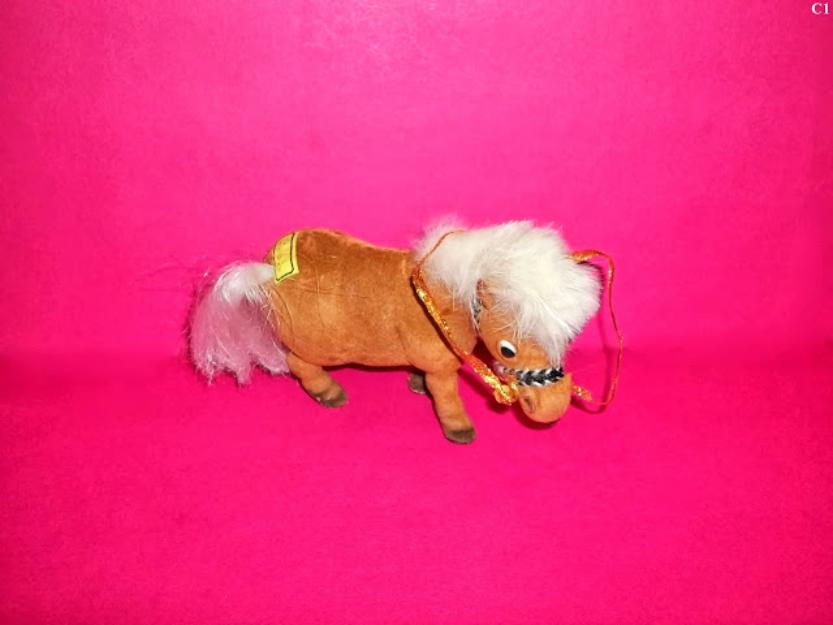 jucarii figurina poney din plastic - Pret | Preturi jucarii figurina poney din plastic
