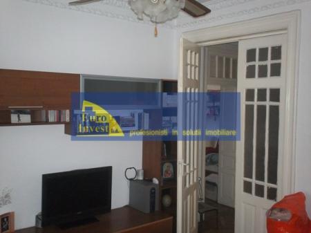 4 camere in vila NATIUNILE UNITE - Pret | Preturi 4 camere in vila NATIUNILE UNITE