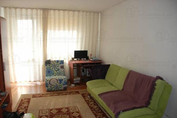 Zona Vlahuta - apartament 2 camere confort I, etaj intermediar - Pret | Preturi Zona Vlahuta - apartament 2 camere confort I, etaj intermediar