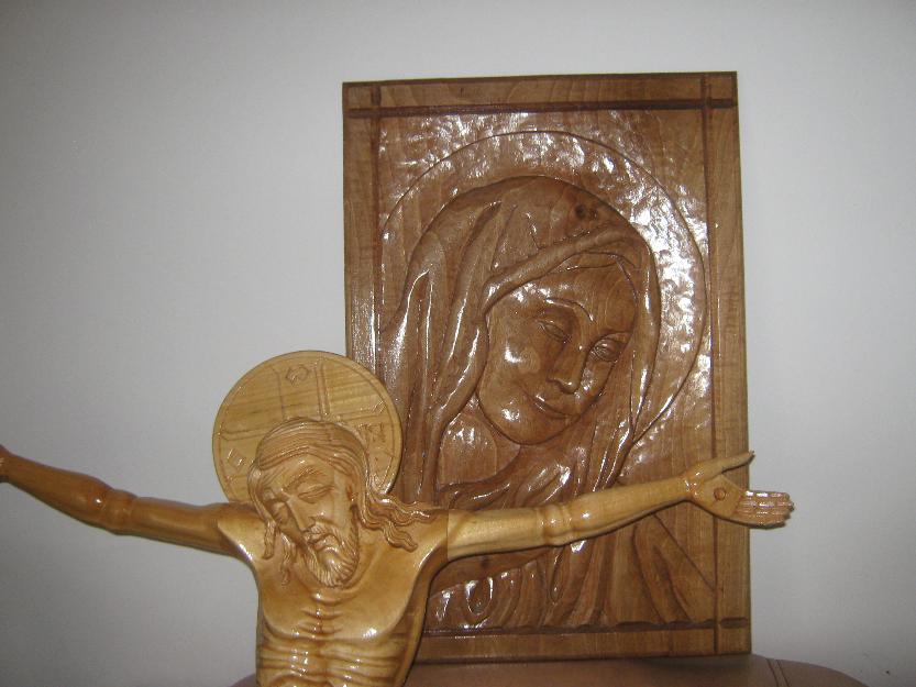 icoana sculptata manual in lemn masiv - Pret | Preturi icoana sculptata manual in lemn masiv