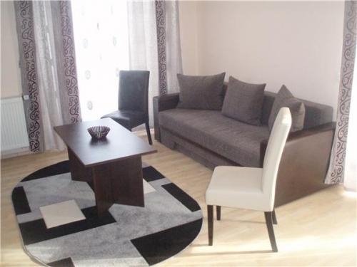 Penthouse situat in complexul imobiliar Avantgarden 1 din Brasov. € 300 - Pret | Preturi Penthouse situat in complexul imobiliar Avantgarden 1 din Brasov. € 300