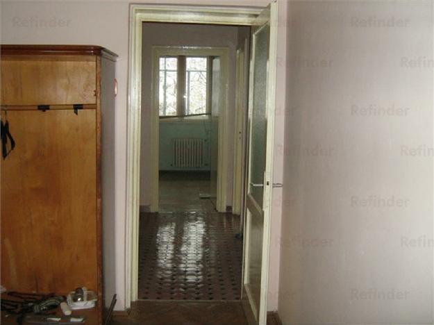 Apartament 3 camere de vanzare zona sud Ploiesti - Pret | Preturi Apartament 3 camere de vanzare zona sud Ploiesti