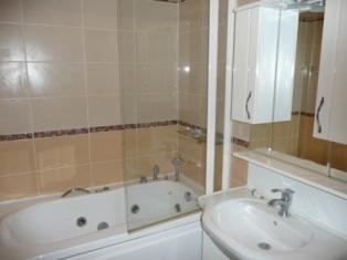 vanzare apartament 2 camere otopeni - Pret | Preturi vanzare apartament 2 camere otopeni