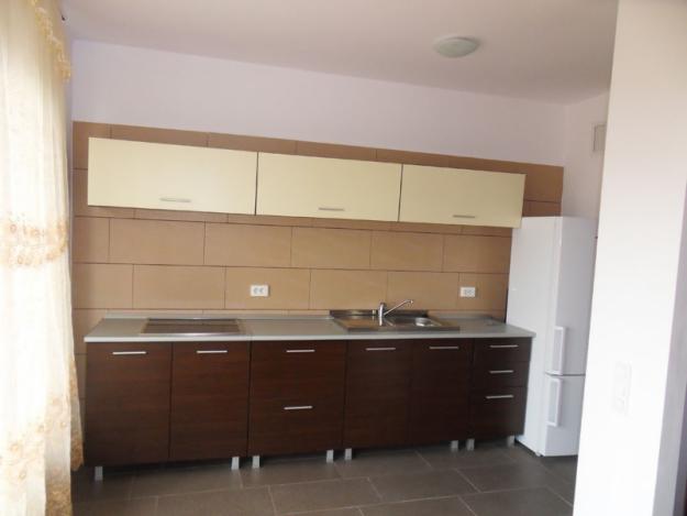 Inchiere apartament mobilat modern, suparafata generoasa!!!! - Pret | Preturi Inchiere apartament mobilat modern, suparafata generoasa!!!!