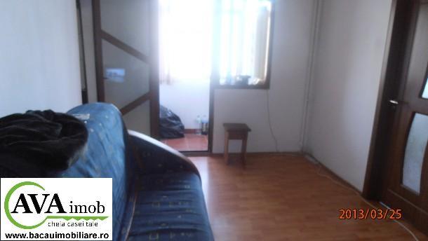 Bacau, vand apartament cu 3 camere in zona Milcov – Subex, la etajul 2 - Pret | Preturi Bacau, vand apartament cu 3 camere in zona Milcov – Subex, la etajul 2