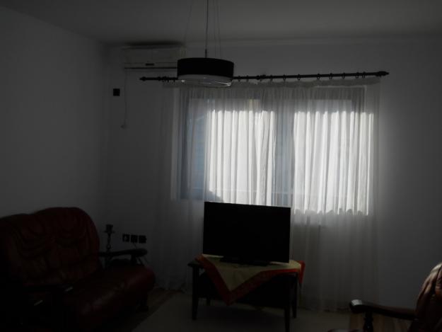 Apartament 3 camere - Pret | Preturi Apartament 3 camere