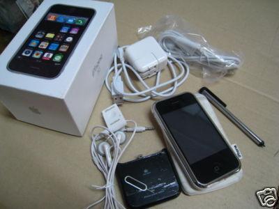 Apple iPhone 4G 32GB BLACK UNLOCKED - Pret | Preturi Apple iPhone 4G 32GB BLACK UNLOCKED