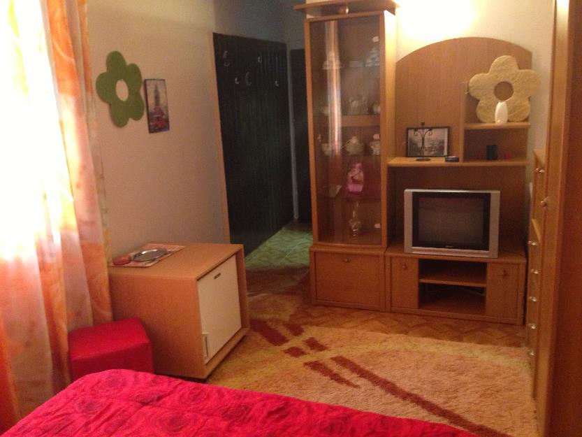 garsoniera de sezon modern mobilata,la 5 min.de mare,zona linistita - Pret | Preturi garsoniera de sezon modern mobilata,la 5 min.de mare,zona linistita