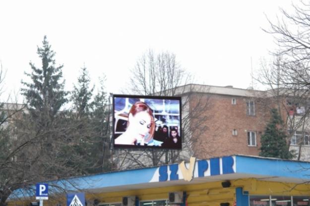 VAND !!! LED SCREEN PANEL (4X3M) - Pret | Preturi VAND !!! LED SCREEN PANEL (4X3M)