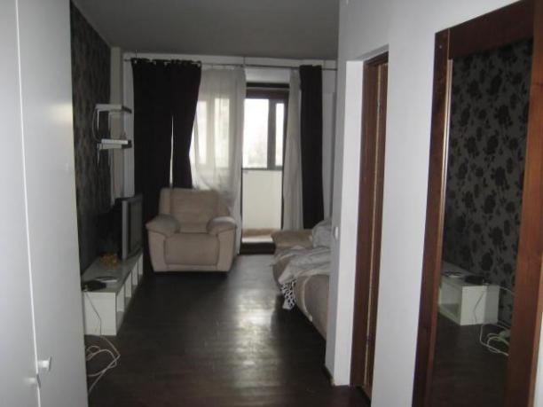 Zona Dorobanti-Apartament in bloc cu 3 camere decomandat - Pret | Preturi Zona Dorobanti-Apartament in bloc cu 3 camere decomandat