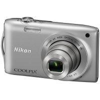 Aparat foto compact Nikon COOLPIX S3300 (Argintiu), 16MP, zoom optic 6x, ecran 2.7inch, stabilizator optic, transfer fara fir, HD 720p + CADOU: card memorie SD 4GB + husa - Pret | Preturi Aparat foto compact Nikon COOLPIX S3300 (Argintiu), 16MP, zoom optic 6x, ecran 2.7inch, stabilizator optic, transfer fara fir, HD 720p + CADOU: card memorie SD 4GB + husa