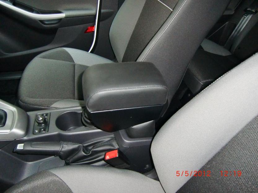 Cotiera Ford Focus 3 ( dupa 2011 ) - Pret | Preturi Cotiera Ford Focus 3 ( dupa 2011 )