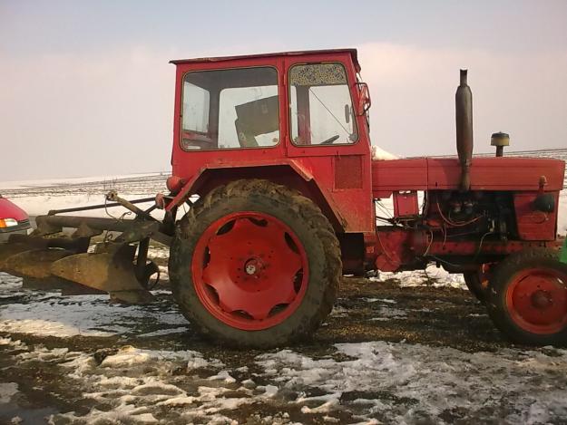 vand tractor u650 cu plug - Pret | Preturi vand tractor u650 cu plug