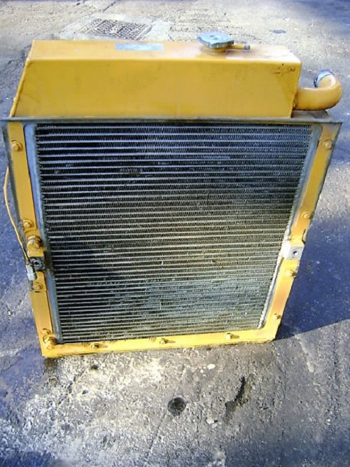 Radiator de racire apa Liebherr 900 - din dezmembrari. - Pret | Preturi Radiator de racire apa Liebherr 900 - din dezmembrari.