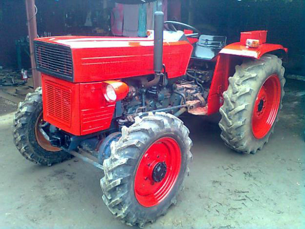 tractoare U-445 , U-550 si U-640 ,Tractiune 4x4(DT)si DTC,4wD.si 4x2 Tractiune Spate - Pret | Preturi tractoare U-445 , U-550 si U-640 ,Tractiune 4x4(DT)si DTC,4wD.si 4x2 Tractiune Spate