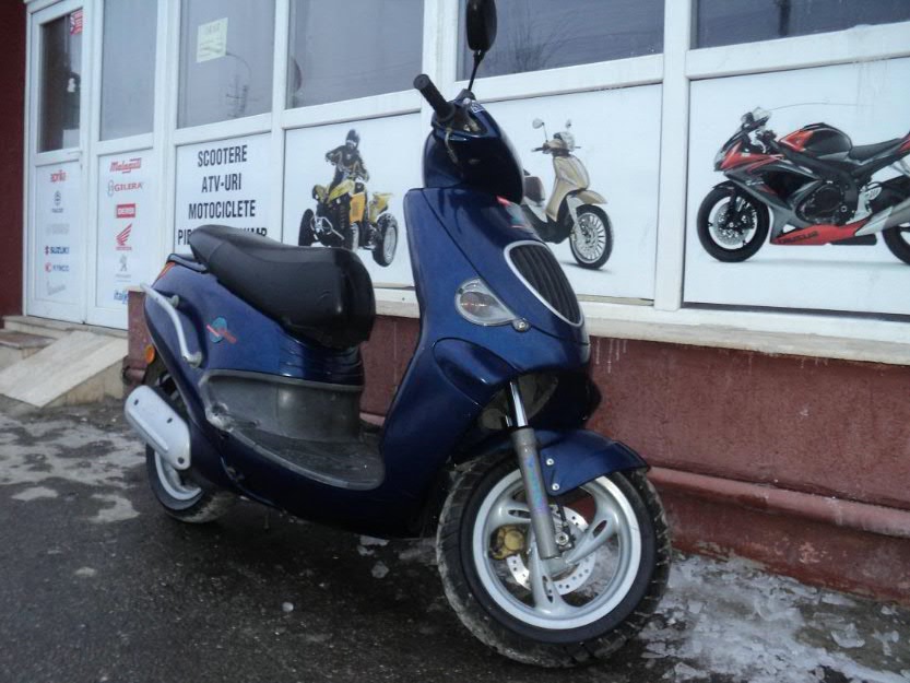 Ser Moto vinde Aprilia Guliver -- Promotie! - Pret | Preturi Ser Moto vinde Aprilia Guliver -- Promotie!