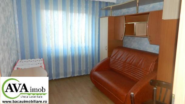Vand apartament cu 2 camere semidecomandat in zona Milcov - Pret | Preturi Vand apartament cu 2 camere semidecomandat in zona Milcov