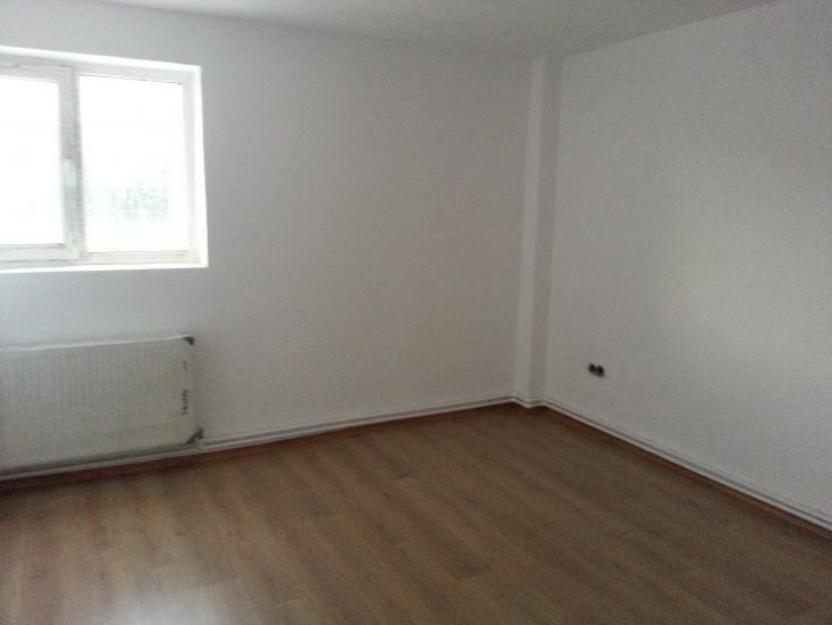 Vand apartament la cheie sibiu - Pret | Preturi Vand apartament la cheie sibiu