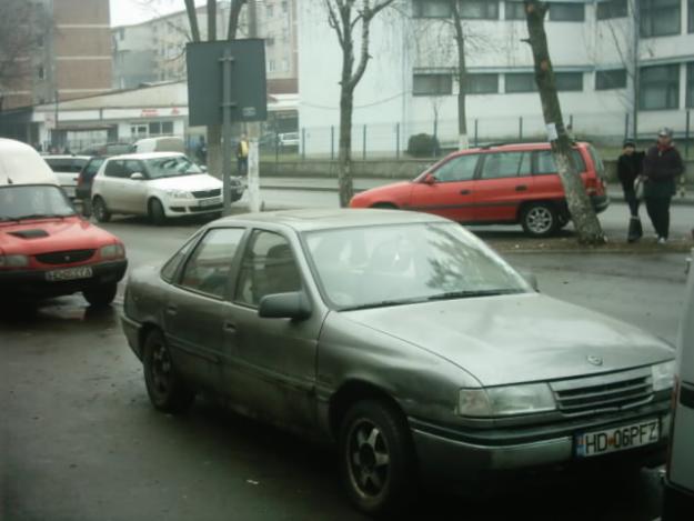 vand urgent opel vectra a ,1600 benzina, af 1990, stare de functionare,inmatriculata. - Pret | Preturi vand urgent opel vectra a ,1600 benzina, af 1990, stare de functionare,inmatriculata.